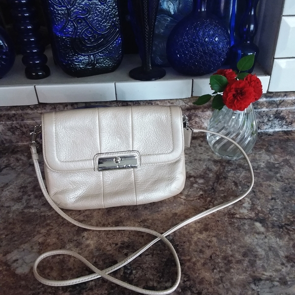 Coach Leather Crossbody - Picture 1 of 5